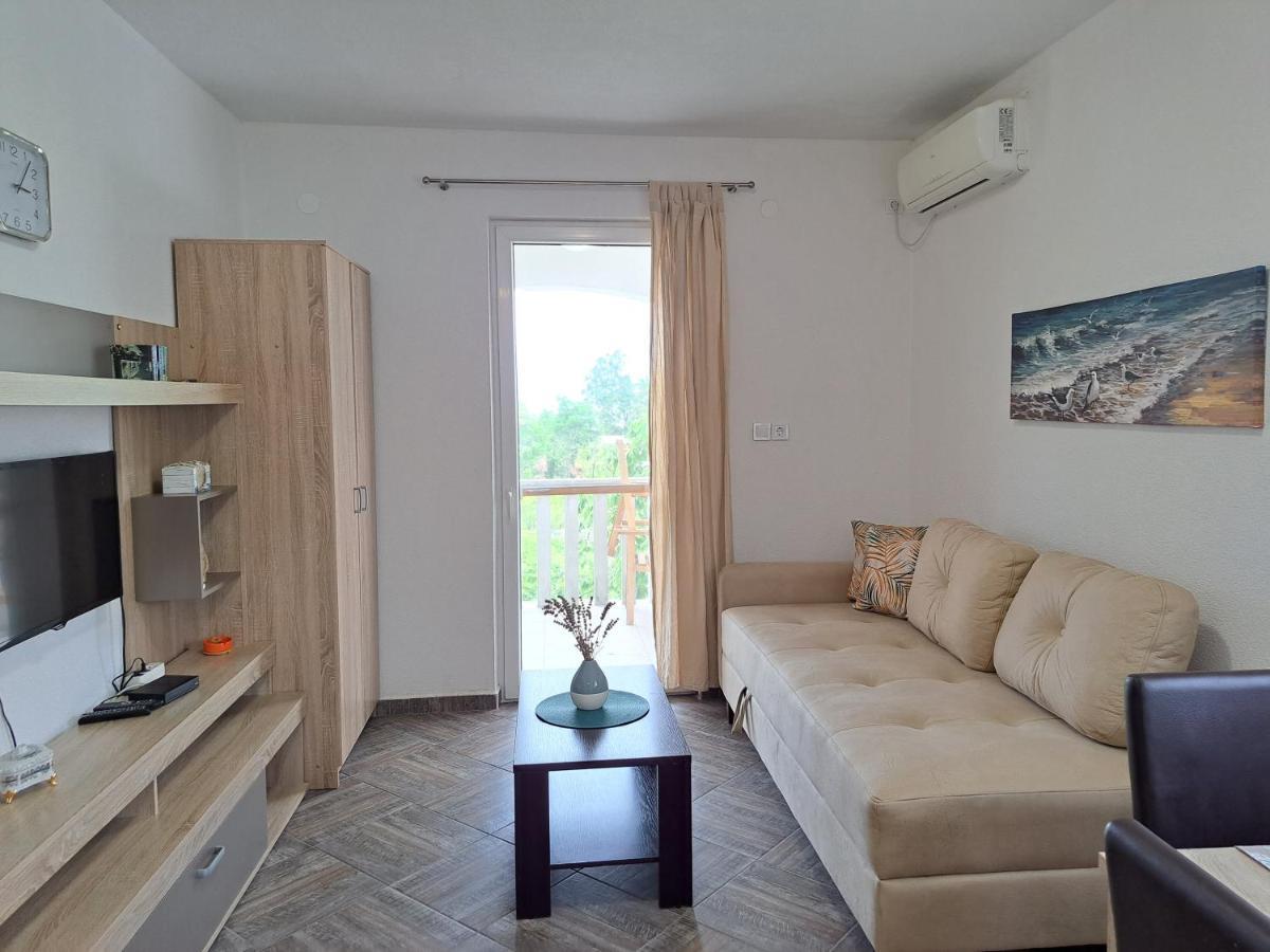 Dk Apartments Krasici Тиват Экстерьер фото