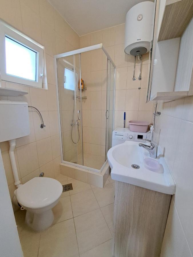 Dk Apartments Krasici Тиват Экстерьер фото